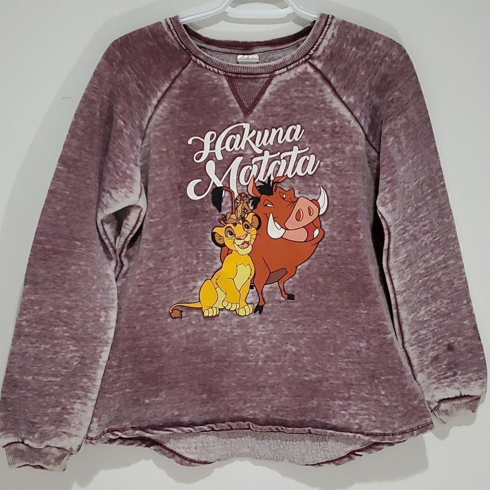 Disney lion King hakuna matata medium long sleeve sweater